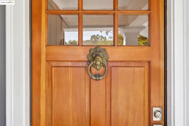 4949 4949 Coronado Ave, Oakland, CA 94618