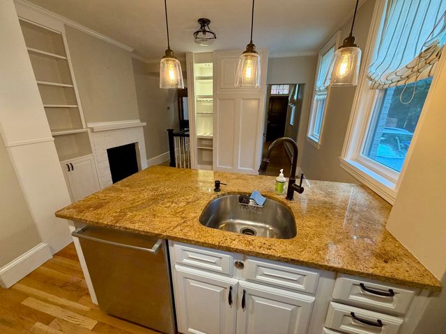 2 Lyndeboro Place 1, Boston, MA 02116