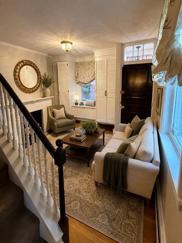 2 Lyndeboro Place 1, Boston, MA 02116