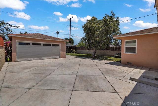 10432 Memphis Avenue, Whittier, CA 90604