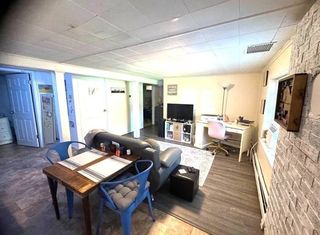 438 State St B, Belchertown, MA 01007