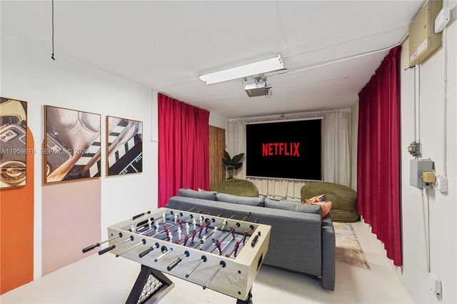 1840 NE 59th Ct, Fort Lauderdale, FL 33308