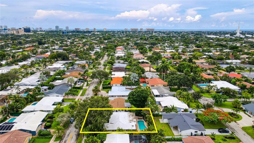 1840 NE 59th Ct, Fort Lauderdale, FL 33308