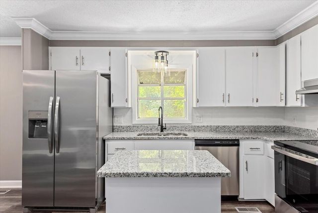 1804 Verde Trl, Dothan, AL 36303