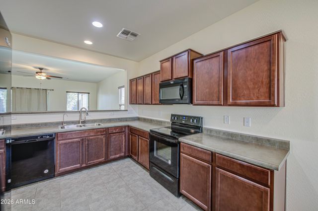 2845 N CRESTWOOD Court, Florence, AZ 85132