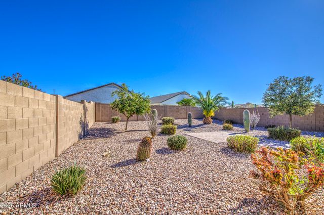 2845 N CRESTWOOD Court, Florence, AZ 85132