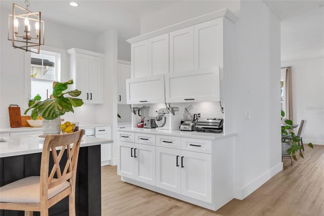 906 ALLENDALE LANE, Winter Garden, FL 34787