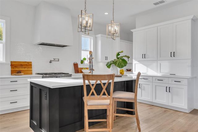 906 ALLENDALE LANE, Winter Garden, FL 34787