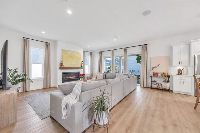 906 ALLENDALE LANE, Winter Garden, FL 34787