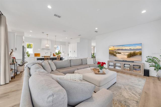 906 ALLENDALE LANE, Winter Garden, FL 34787