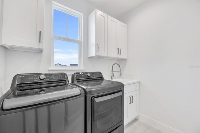 906 ALLENDALE LANE, Winter Garden, FL 34787