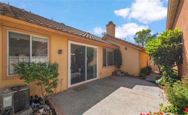 12 Parthenia, Irvine, CA 92606