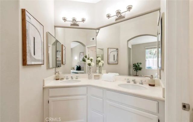 12 Parthenia, Irvine, CA 92606