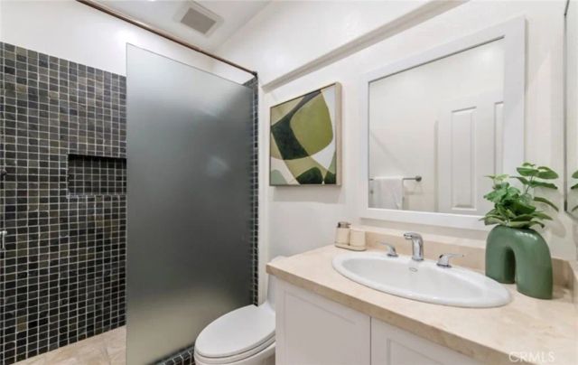 12 Parthenia, Irvine, CA 92606