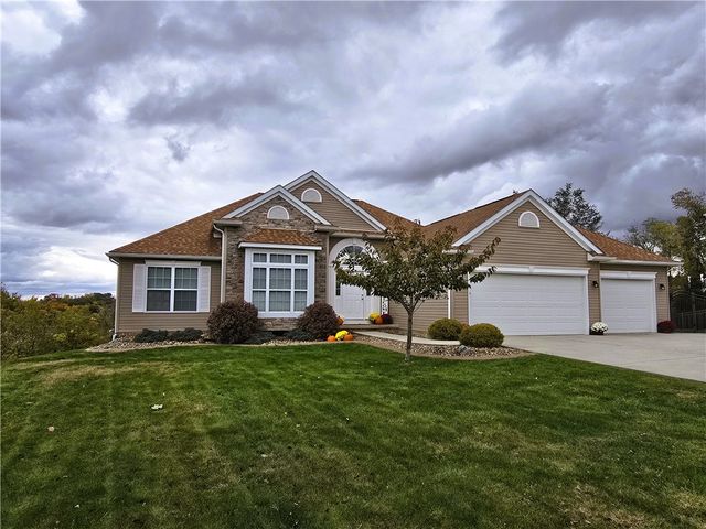 8478 Walthour Dr, Irwin, PA 15642