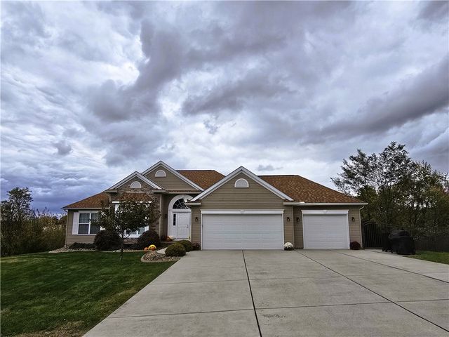 8478 Walthour Dr, Irwin, PA 15642