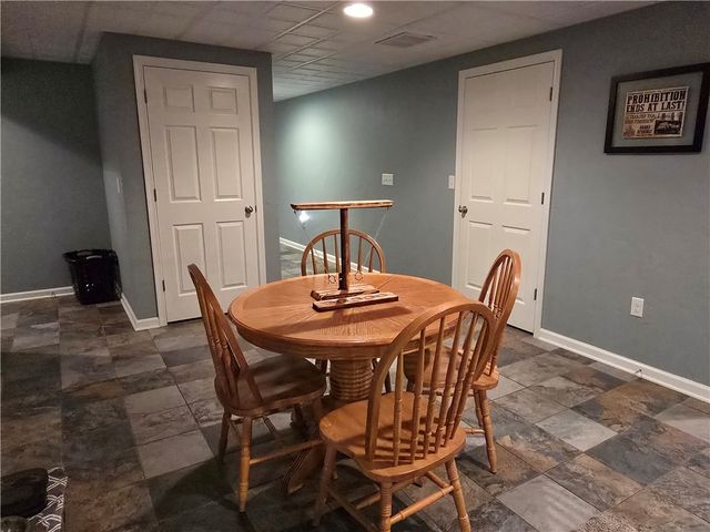 8478 Walthour Dr, Irwin, PA 15642