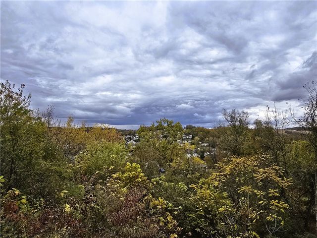 8478 Walthour Dr, Irwin, PA 15642