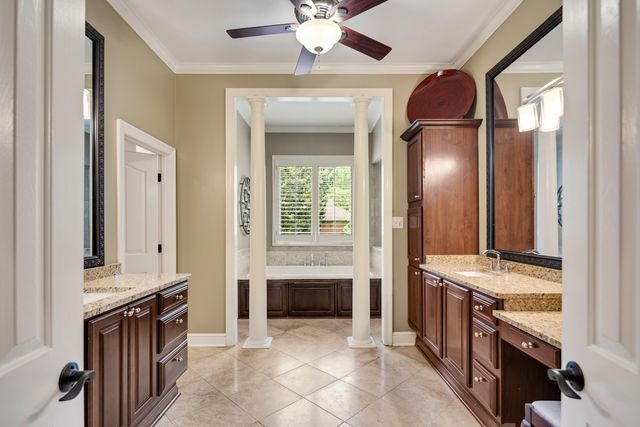 7590 CHAPEL CREEK PKY N, Memphis, TN 38016