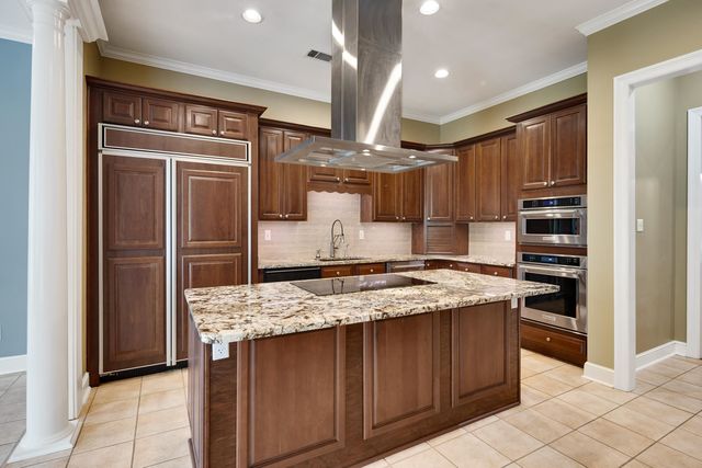7590 CHAPEL CREEK PKY N, Memphis, TN 38016