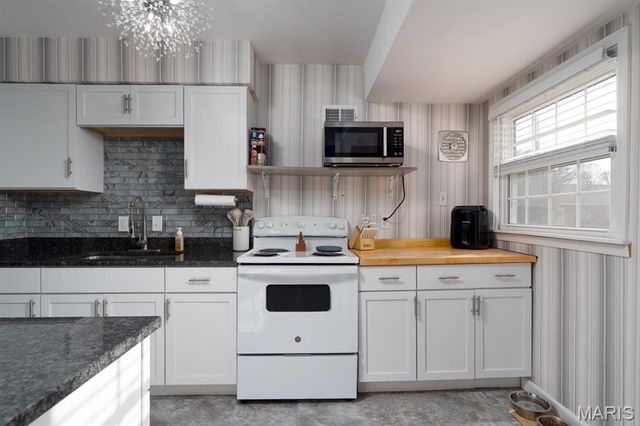 2012 Clark Avenue, Granite City, IL 62040