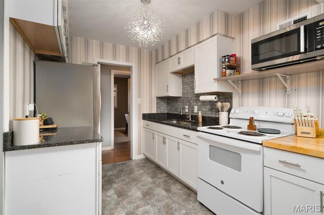 2012 Clark Avenue, Granite City, IL 62040