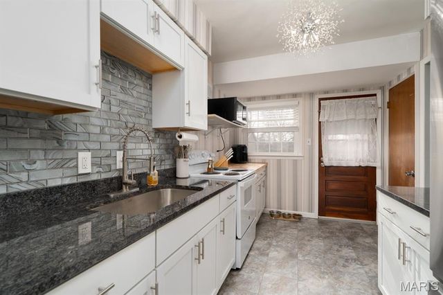 2012 Clark Avenue, Granite City, IL 62040