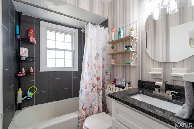 2012 Clark Avenue, Granite City, IL 62040