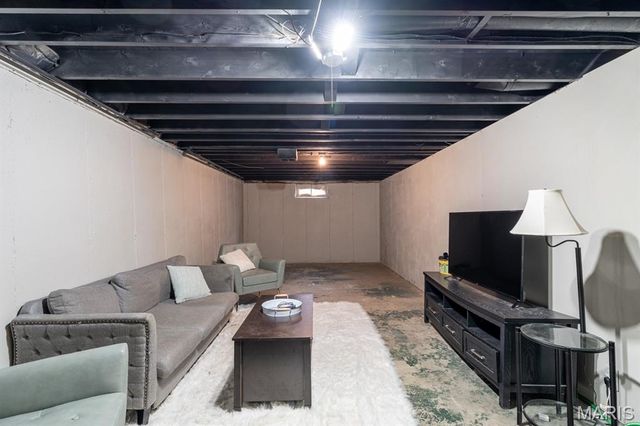 2012 Clark Avenue, Granite City, IL 62040