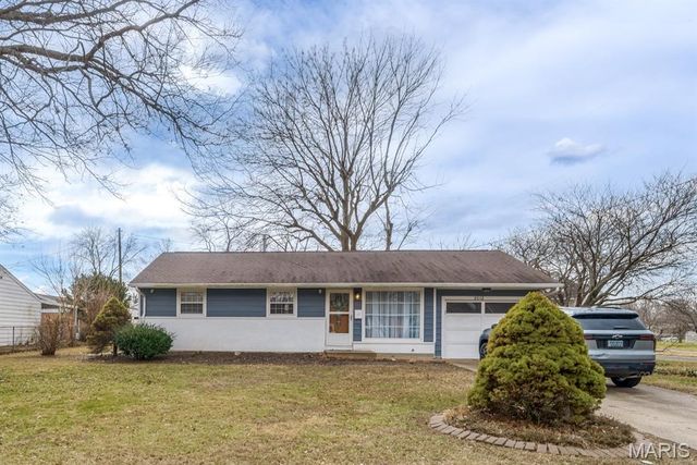 2012 Clark Avenue, Granite City, IL 62040