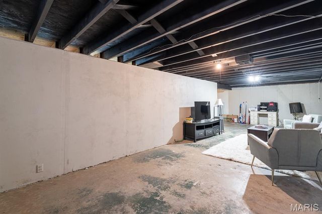 2012 Clark Avenue, Granite City, IL 62040