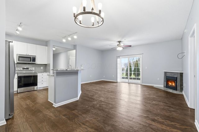 7728 S Essex Gate Drive S, Dublin, OH 43016