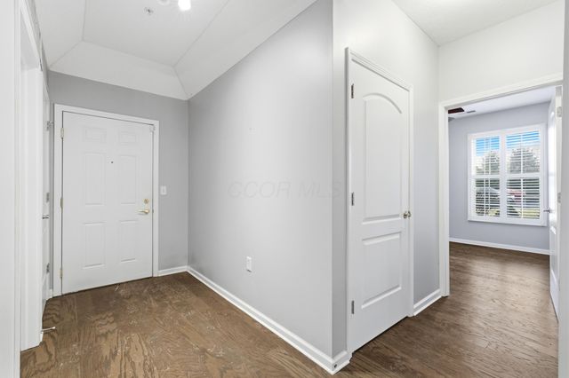 7728 S Essex Gate Drive S, Dublin, OH 43016