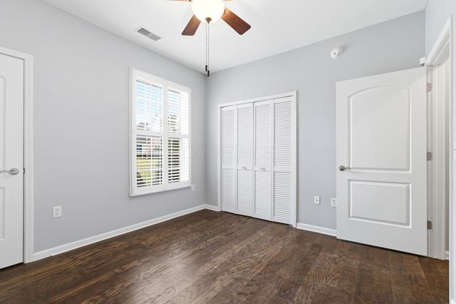 7728 S Essex Gate Drive S, Dublin, OH 43016