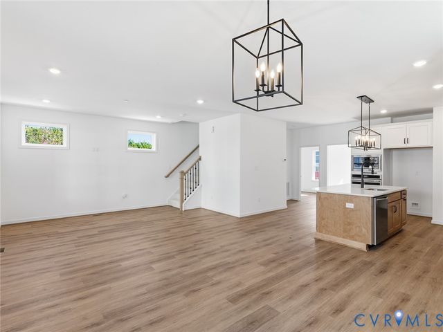 16202 White Oak Tree Ct, Chesterfield, VA 23832