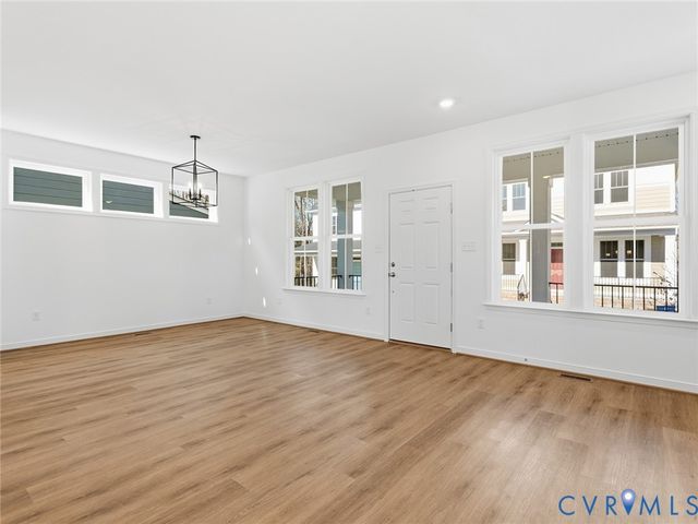 16202 White Oak Tree Ct, Chesterfield, VA 23832