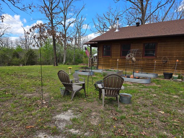 22407 Farm Road 2012, Crane, MO 65633