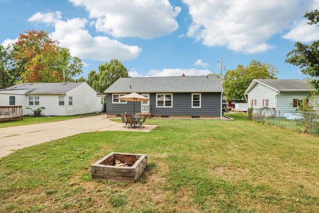 1643 Moore Street, Beloit, WI 53511