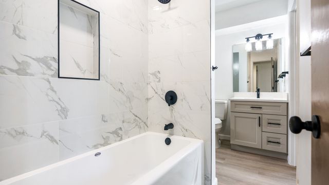 400 Brook Hollow Circle, Desoto, TX 75115