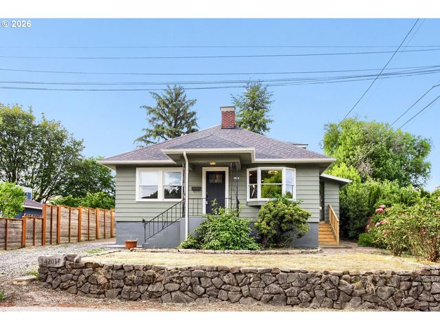 4201 Se HAROLD St, Portland, OR 97206