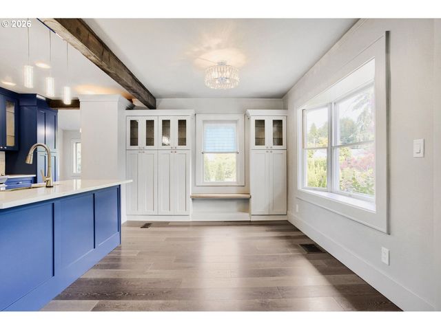 4201 Se HAROLD St, Portland, OR 97206