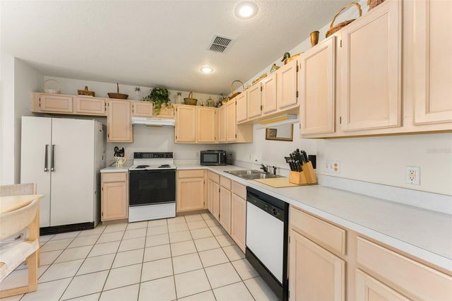 925 BERESFORD WAY, Lake Mary, FL 32746