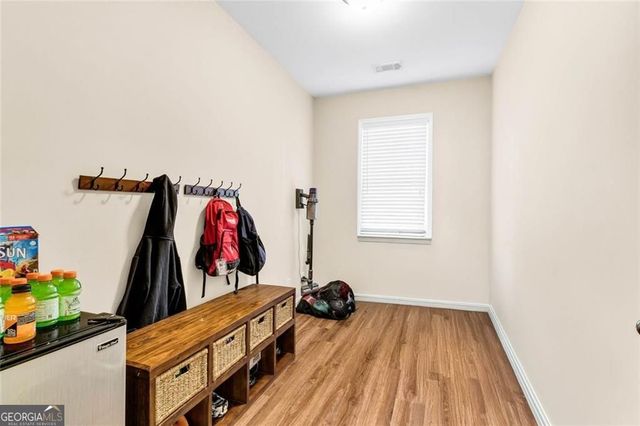 6043 Fords Lake Court NW, Acworth, GA 30101