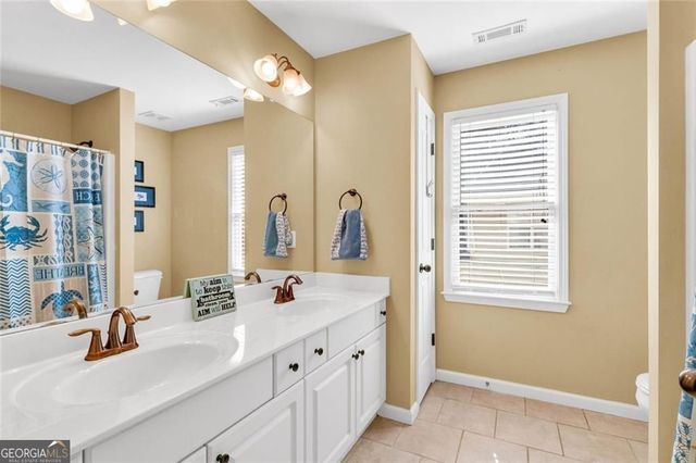 6043 Fords Lake Court NW, Acworth, GA 30101