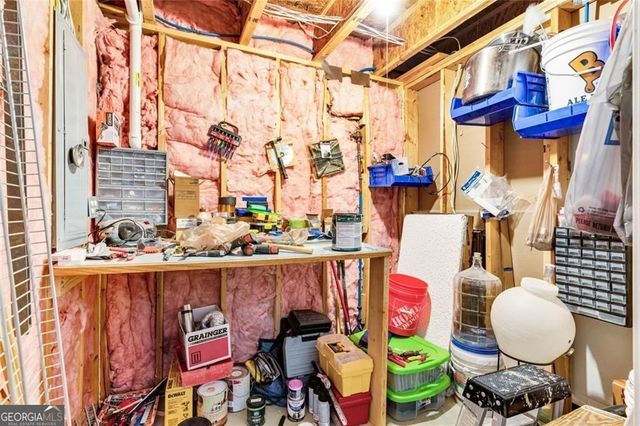 6043 Fords Lake Court NW, Acworth, GA 30101