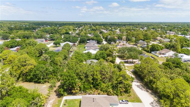 7945 103rd Court, Vero Beach, FL 32967