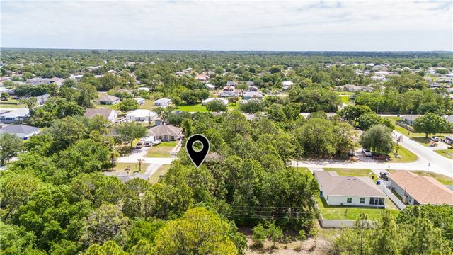7945 103rd Court, Vero Beach, FL 32967