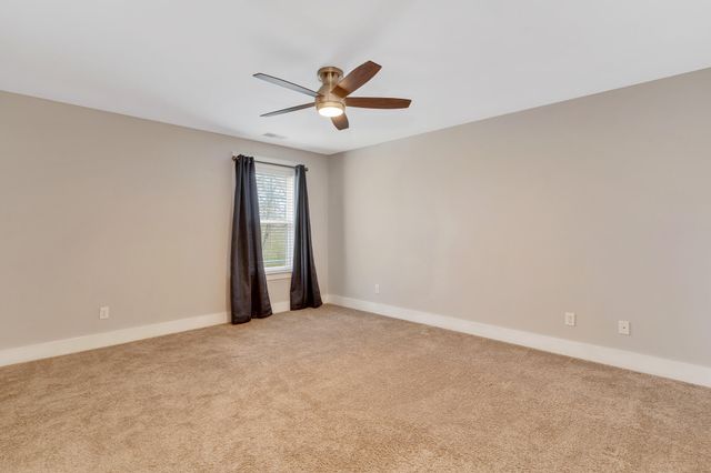 959 Little Sorrel Road 512, Hixson, TN 37343