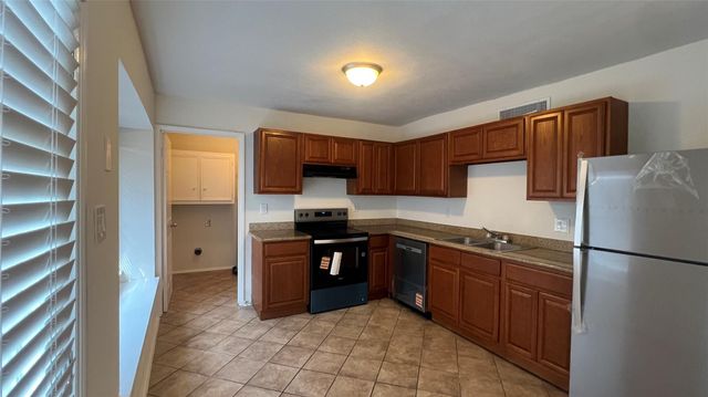 535 Jeff Davis Drive, Richmond, TX 77469