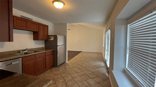 535 Jeff Davis Drive, Richmond, TX 77469